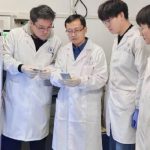 Ilmuwan China Bikin Baterai Mobil Dari Plastik