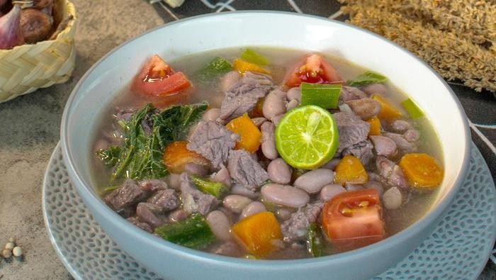 Sop Khas Magelang Yang Gurih, Nikmat, Lengkap Dengan Isiannya