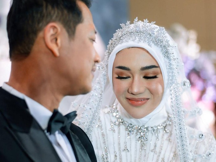 Clara Shinta Mantap Gugat Cerai Suami Usai Video Call Nakal Dengan Indah