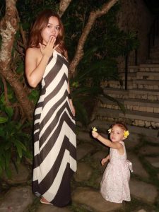 Potret Seru Rebecca Klopper & Kamari Di Bali, Friendship Goals!