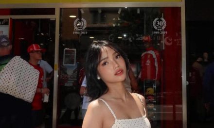 Stylish Banget! Fuji Bikin Netizen Terkesima Saat Liburan Di Nice