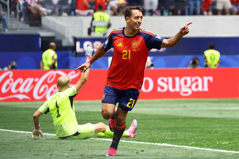 Perburuan Gol Makin Gila! Mikel Oyarzabal Ikut Tebar Ancaman