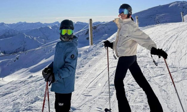 Liburan Keluarga Lisa Haydon! Main Ski Di Selandia Baru