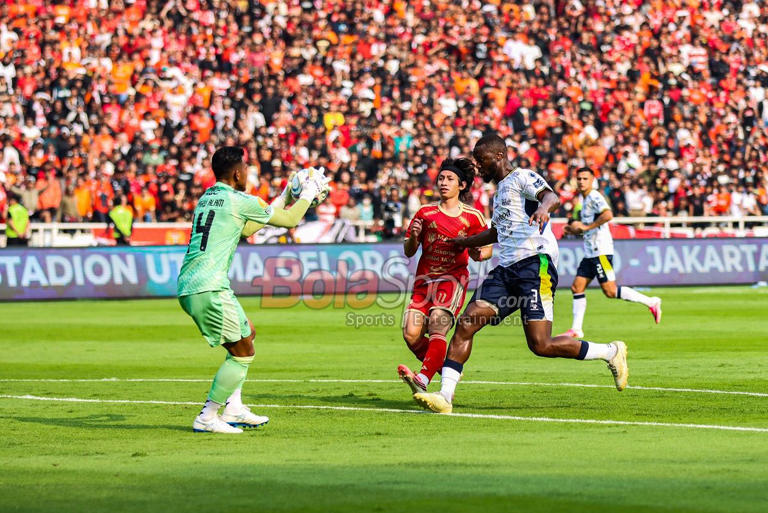 Tak Sekadar Doa! Shin Tae-yong Beri Dukungan Persib Di ACL 2