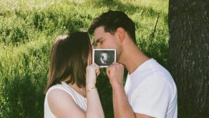 Bukan Jacob Lagi! Taylor Lautner Kini Resmi Jadi Ayah